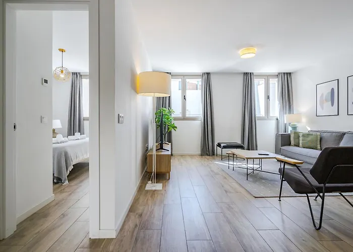 Feelathome Goya Apartments